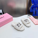 Pre Order Luxury Logo Fluffy Slipper (2 Colours)