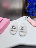 Pre Order Luxury Logo Fluffy Slipper (2 Colours)